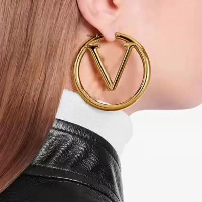 China Trendy Designer Luxury Valentine Day Fashion Gold Round Earring Jewelry Women 316L Stainless Steel Earring Circle for sale