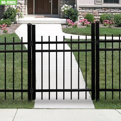 China Easily Assembled Tubular Iron Ornamental Garden Rackable Fence for sale