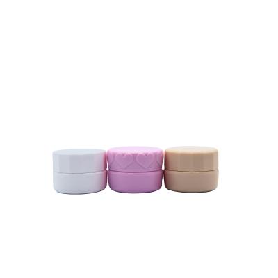 China Round 3g Cosmetic Gel Polish Plastic Empty Jar And Plastic Lid for sale