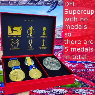 China Custom Collector Sport Metal Soccer Medals Champion Medal Gift Box Football for sale