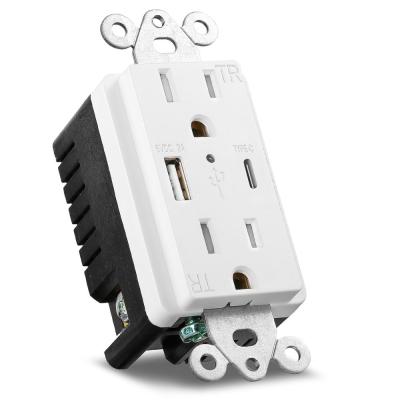 China PD3.0 residential/general purpose type C fast charging wall socket with one USB port for sale