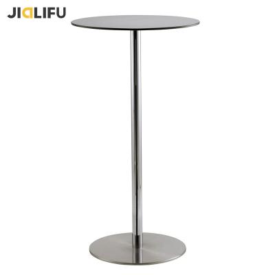 China Convenience Waterproof Design Round Legs Bar Folding Table for sale