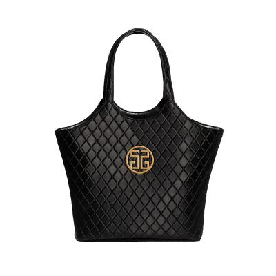 China Others large capacity shoulder women's bags 2023 autumn and winter new fashion rhombus top sense tote bag handbag for sale