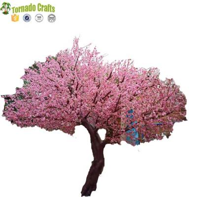 China Eco-friendly Materials Hot Sale Artificial Rose Flower Tree Garden Decoration for sale