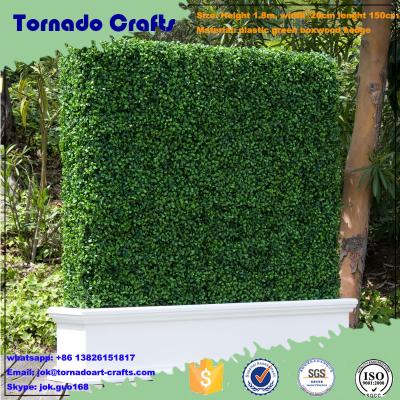 China Outdoor Tourist Attractions Garden Plastic Fence Anti And UV Fire Retardant Artificial Boxwood Hedge for sale