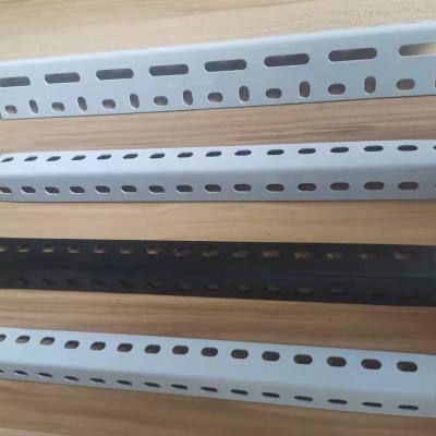 China 35x35x1.8mm 50x50x5mm 4x4 Steel Angle Angle Iron 30x30 Cut Package Industrial Material Size Customized Perforated Galvanized ANG SQ-65 for sale