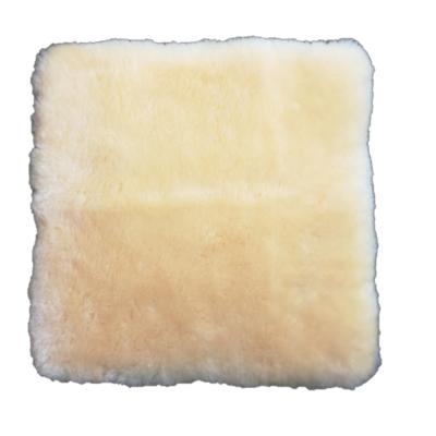 China Prevent Decubitus Ulcers Sheepskin Mat Decompression Square Pad for sale