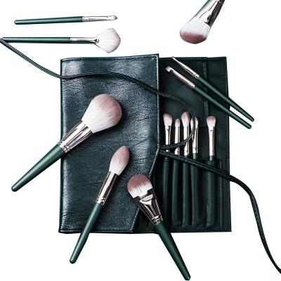 China Angular Blush Green 14 Makeup Brushes With Wooden Shaft And Aluminum Tube Fiber Brush Head for sale