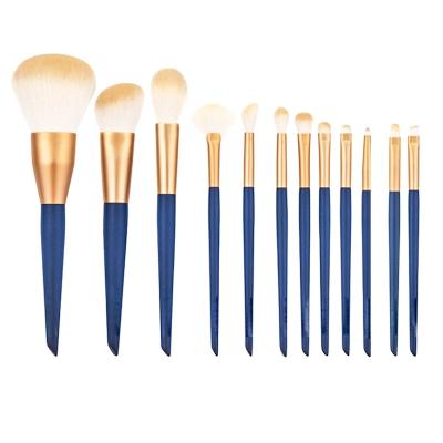 China Angular Blush New Blue Plastic Goth Makeup Brushes 500 Piece Artificial Fiber Wool 12 Pcs Handle Brushes for sale