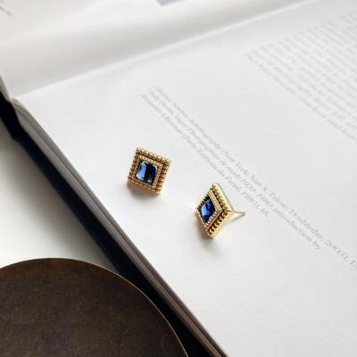 China Unique Design Environmental Friendly Diamond Stud Earrings Chic Blue Square 925 Sterling Silver Earrings for sale