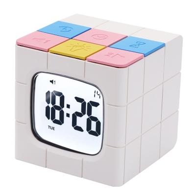 China Suitable Wake Rotation Digital Precise Timing Interactive Alarm Clock Office Guaranteed Quality Price Up Light for sale