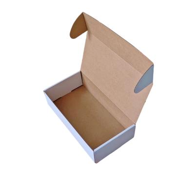 China Factory Packaging Recyclable Custom White Cardboard Gift Box Cardboard Jewelry Packaging Paper Boxes For Pendant Jewelry for sale