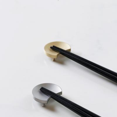 China 18/10 Workable Wholesale 304 Stainless Steel Funny Chopsticks Holder Funny Chopsticks Rest for sale