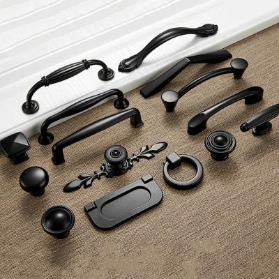 China American Traditional Classical Hot Sale Style Antique Black Knob Wardrobe Cabinet Pull Handle Zinc Alloy Black Handle for sale