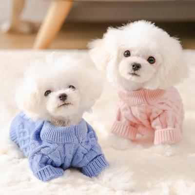 China New design stocked dog sweaters outdoor sports warm pet clothes autumn/winter fashion cute dog clothes wholesale for sale