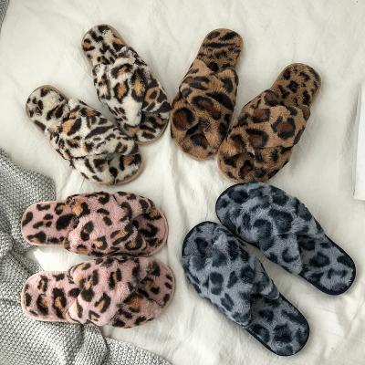 China CUSHIONING new winter leopard print plush slippers ladies home print leopard print cross cotton slippers for sale