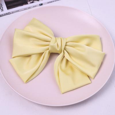 China Fashion Preppy Style Kids Hair Accessories Gift Butterfly Bow Smooth Satin Candy Color Hair Clip for sale