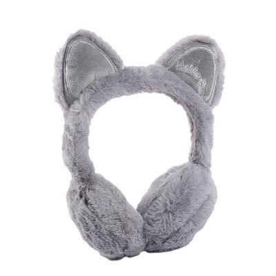 China 2020 High Quality Cat Ear Shape Headphones Earphone Female Winter Fur Fashion Music Warmer Earmuff Earphone for sale