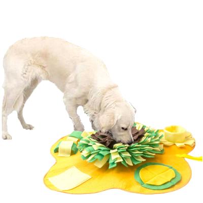 China Travel Pet Educational Toys Slow Feeding Mat Release Pressure Dog Pet Sniffing Mat for sale