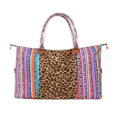 China Fashion New Fashion Women Serape And Leopard Print Zipper Tote Patchwork Weekender Bag for sale