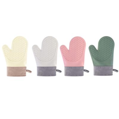 China Higher Hot Kitchen Heat Resistant Oven Glove Silicone Oven Mitt Heat Resistant Multifunctional Professional Selling for sale