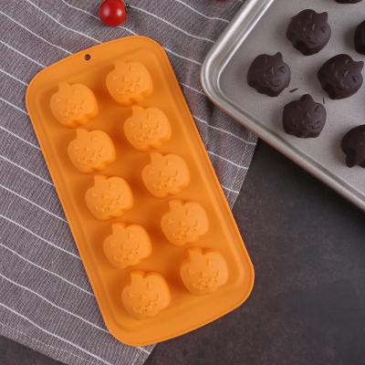 China Hot Selling Disposable Multi Shape Halloween Molds Chocolate Fondant Mold Silicone Candy Making Gummy Bake Mold for sale