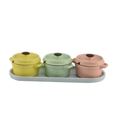 China Home office hotel kitchen take care colorful novelty cookware food dish porcelain small size casserole dish for sale