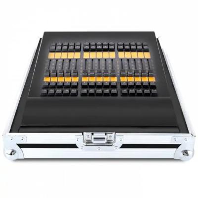 China Dmx512 MA OnPC Fader Wing Stage Light Controller With Flight Case for sale