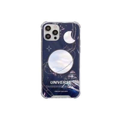 China Custom concise shockproof fashion heart shape silver mirror fundas inpod ny personalized accessories for iphone 13 case phone case for sale