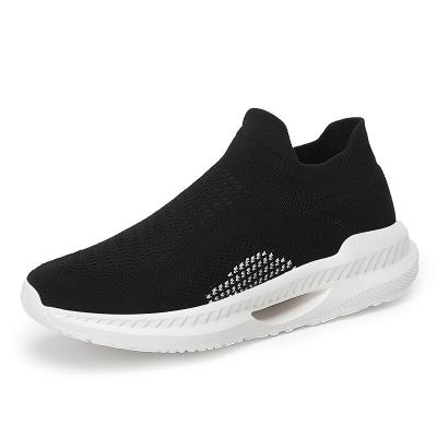 China 2022 Sports Lightweight Active Comfortable Soft Leisure Style Walking Slip On Shoes Men Sport Running for sale