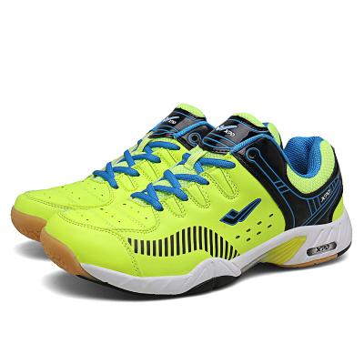 China Fashion \ comfortable \ durable \ breathable the most popular volleyball sports shoes badminton shoes are used all seasons for sale