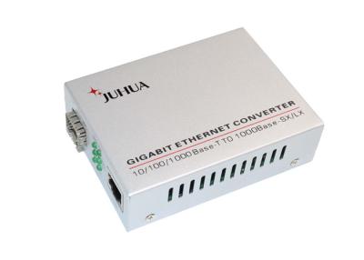 China 1SFP + 1RJ45 10/100/1000Mbps Rj45 aan Vezelmedia Convertor, LC-Media Convertor 100km Te koop