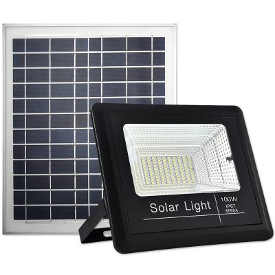 中国 CE 100 Watt Solar Powered Flood Lights Solar Motion Flood Light 販売のため