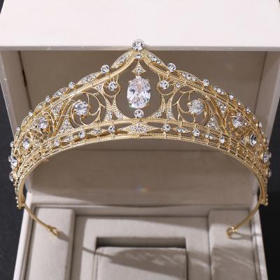 China DA258 New Style Palace Style Accessories LUMINOUS Zircon Jewelry Palace Style Atmospheric Princess Wedding Bride Crown for sale