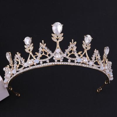 China Handmade Princess Pearl Bride Wedding Hair Accessories Tiara Baroque Bridal Tiaras Korean Bride Hair Accessories Crown DA186 BRIGHT for sale