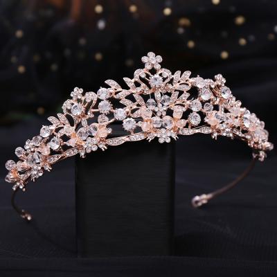 China DA277 Korean BRIGHT Korean wedding headpiece leaf shape bride handmade beaded simple crown with rhinestones for sale