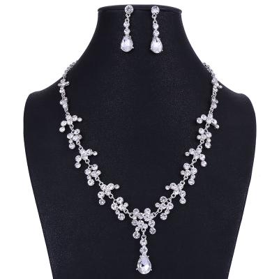 China DA001-S factory stock alloy korean CLASSIC two-piece rhinestone bridal jewelry bridal necklace and earrings set wholesale for sale