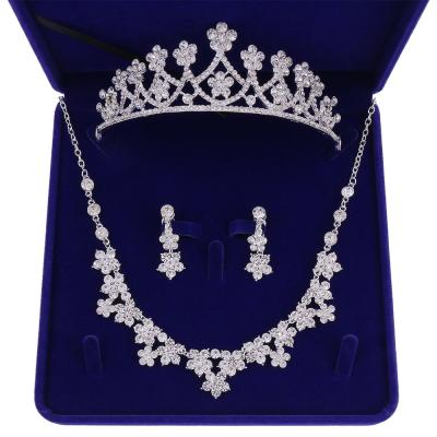 China DA014-S CLASSIC Wedding Accessories Bride Set Necklace Earrings Crown Bridal Tiara Three Piece Set for sale