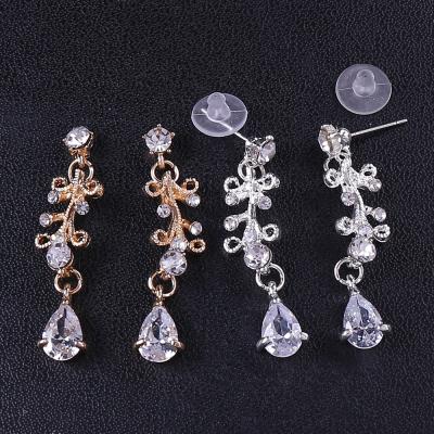 China CLASSIC Korean Zircon Earrings Wedding Accessories Fashion Bridal Ladies Earrings Accessories for sale