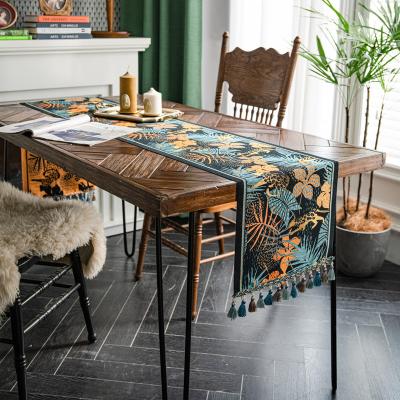 China American luxury table runner tassel retro bright color stability jacquard table cloth holiday coffee table cloth for sale