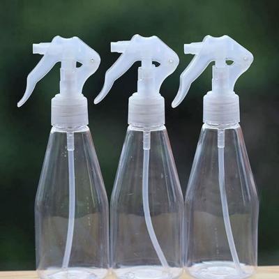 China 200ml Garden Tool Watering Can Sprayer Plastic Foam Micro Garden Landscape Tools for sale