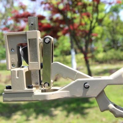 China Anti-Slip Handle Grafting Pruning Tool Gardening Tools Grafting Cutting Scissors for sale