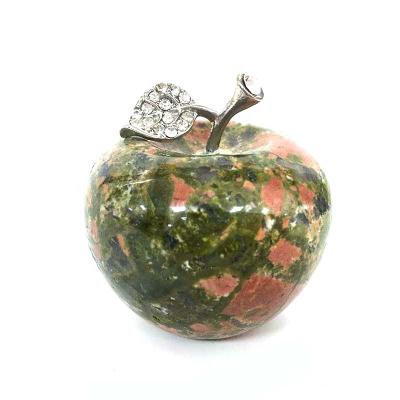 China Wholesale Quartz Crystal Hand Carved Crystal Apple from China beautiful for decoration for sale