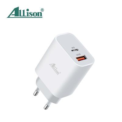 China Hot Selling Mobile Phone 2023 Fast Charger 1USD+1 Type-C 20W Multifunctional Charger Portable Fast Charger For Mobile Phone Home Charger for sale