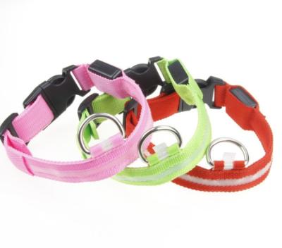 China Night Viable Cheap Nylon Safety Collar Dog LED Flashing Glow In The Dark Dog Leash In Stock for sale