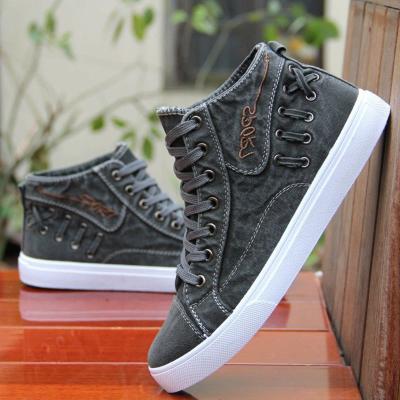 China Fashion Trend Factory Price High Quality Classic Flat Men's Fashion Canvas Shoes for sale