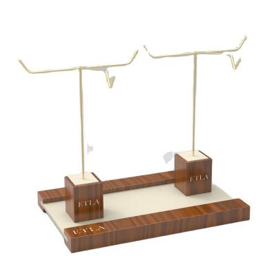 China Other Custom Wooden Sunglasses Rack Display for sale