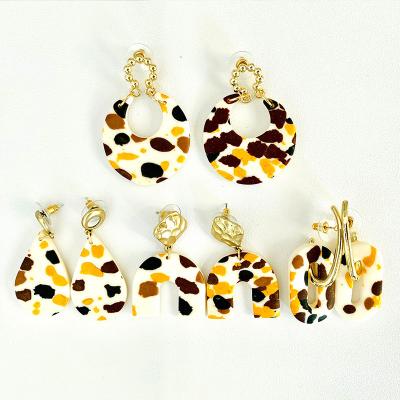 China FASHION aretes newest drsign wholesale 2021 artificial polymer clay earrings shape colorful geometric acrylic drop earrings for sale