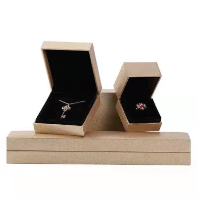 China Wholesale Customized Customized Jewelry Packaging Boxes Ring & Necklace & Earring Packaging Standard Size for sale