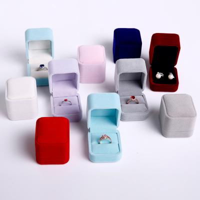 China Luxury Necklace Ring Box Jewelry Packaging Box P00053 logo earring jewelry box gray pink white luxury custom wholesale small velvet for sale